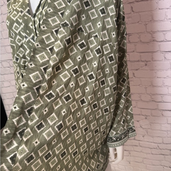 Green Patterned Women's Jacket - Picture 3 of 5